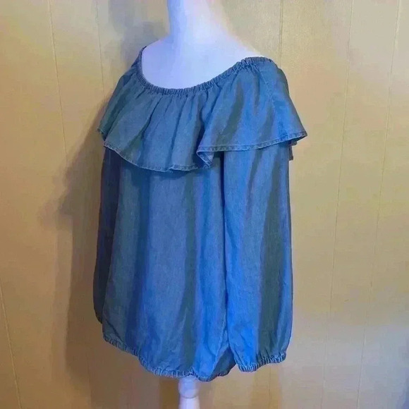 MICHAEL Michael Kohrs Chambray Denim Off Shoulder Ruffle Blouse Top Size Large. - Picture 2 of 13
